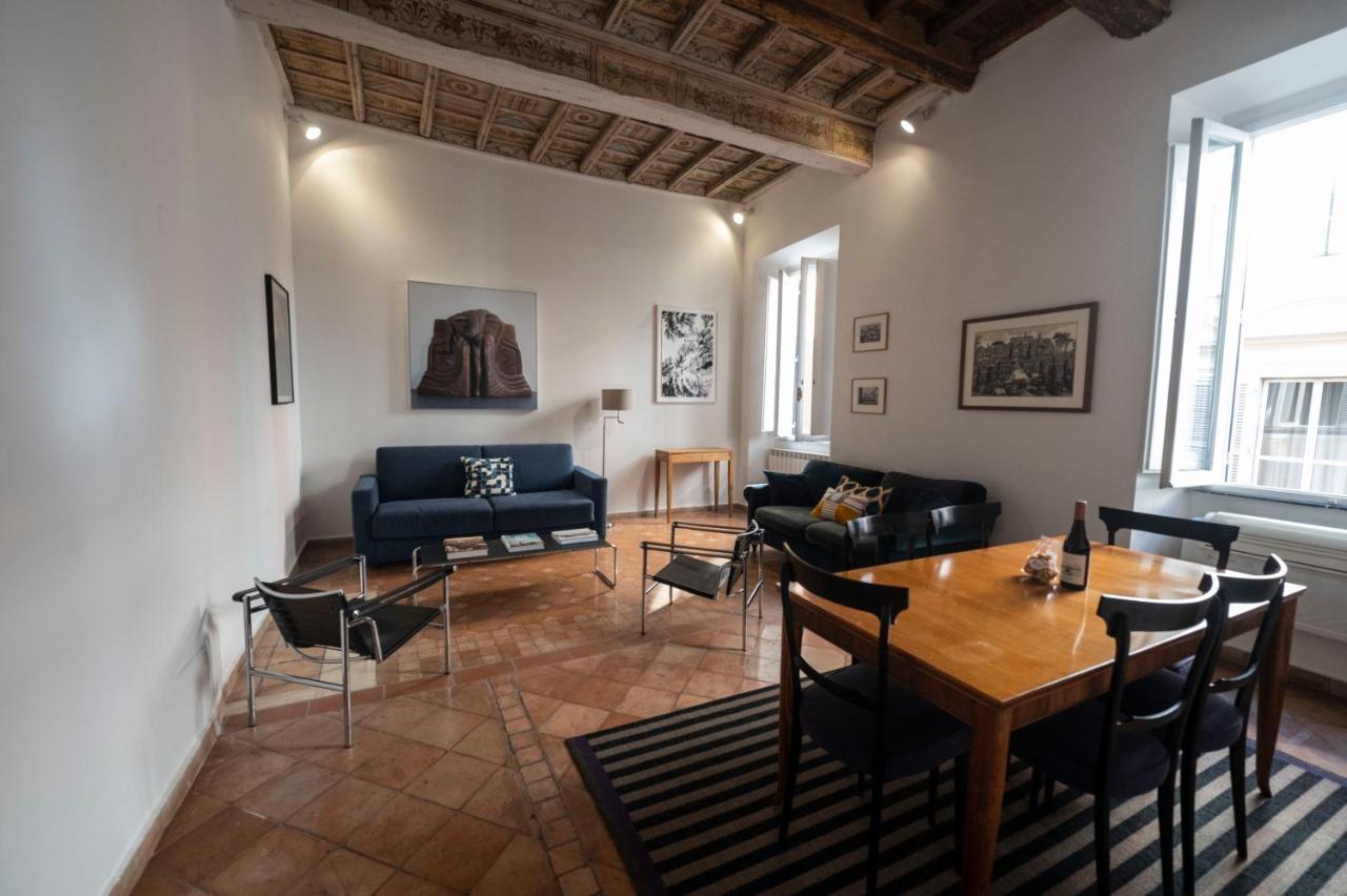 Artsy And Elegant Apartment Near Pantheon Рим Экстерьер фото